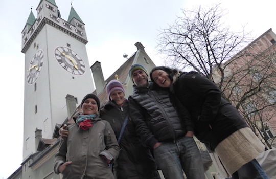 Neurosenheimer - Erinnerungsfoto an unsere Niederbayerntour - Zwischenstop in Straubing, März 2015